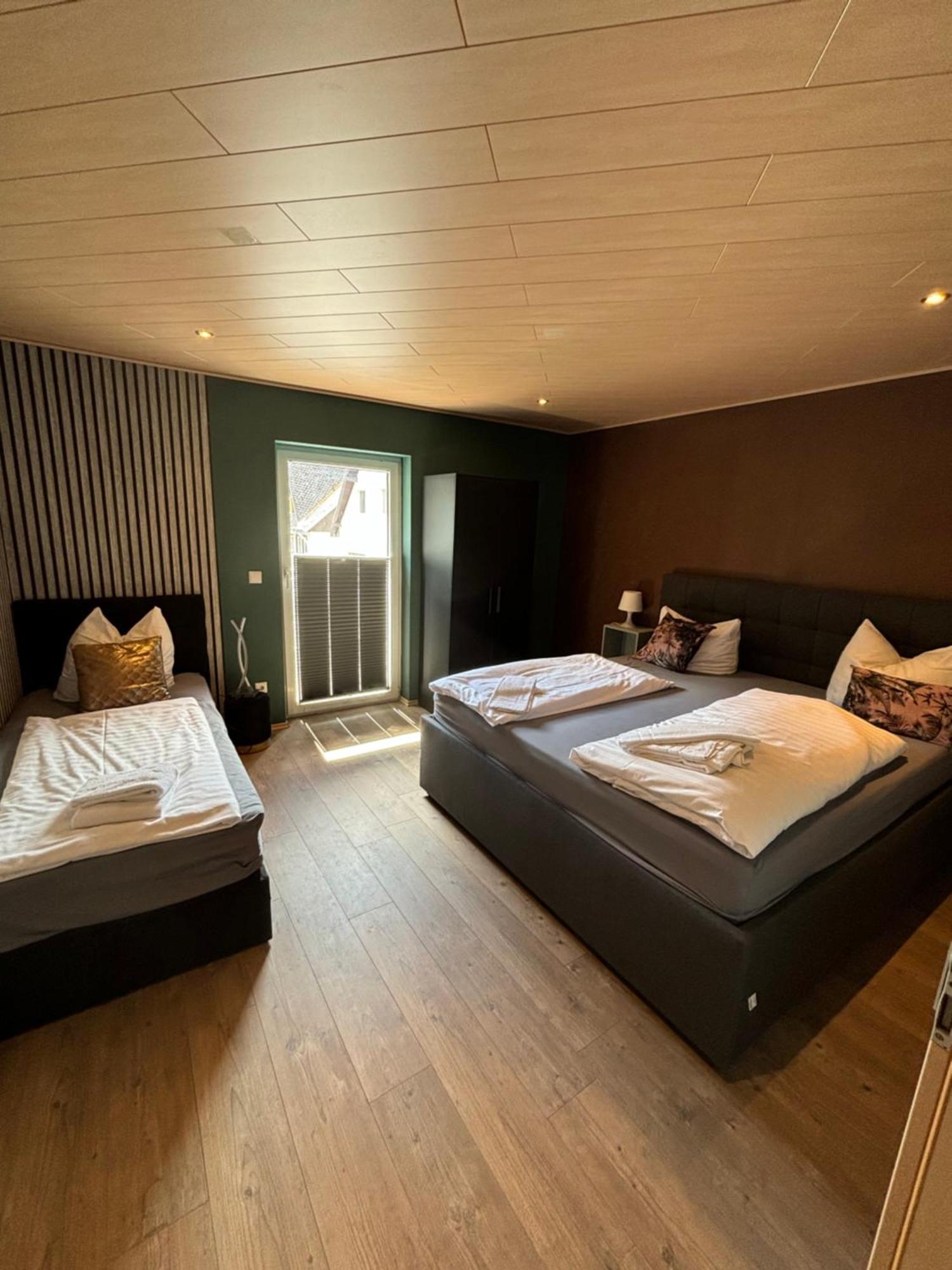 Aparthotel Harlekin วิลลิงเงิน ภายนอก รูปภาพ