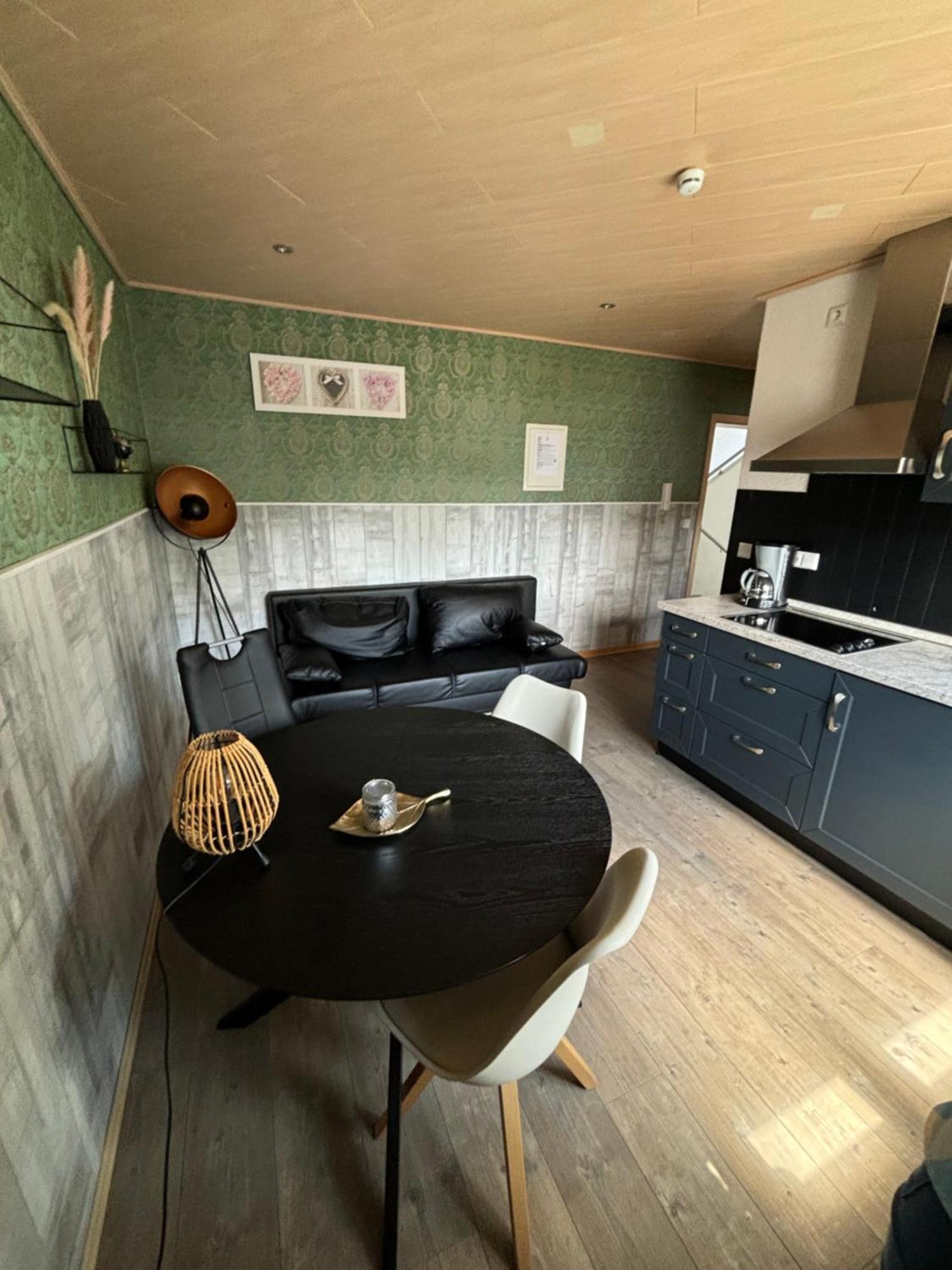 Aparthotel Harlekin วิลลิงเงิน ภายนอก รูปภาพ